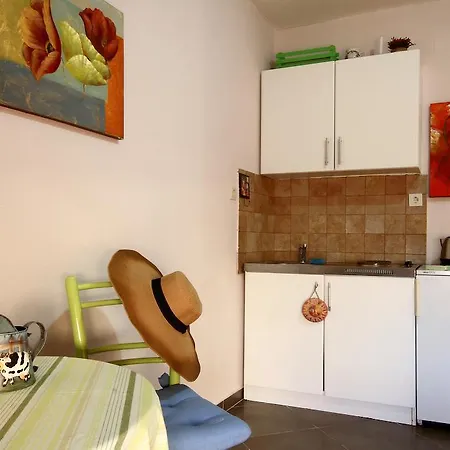 Apartment Lighthouse Budva
