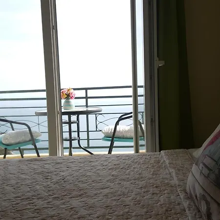 Apartment Lighthouse *